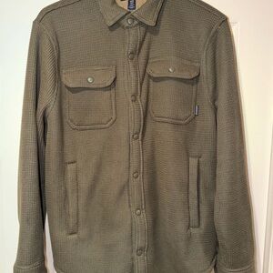 Rainforest Men's Olive Green Sherpa lined Shacket